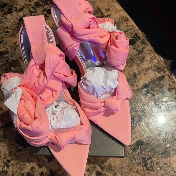 Azalea Wang Sandal - Picture 6 of 8